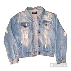 The brand is Blue Age, size L, and a light blue Jean